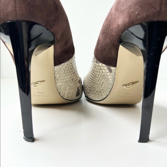 Diane Von Furstenberg Suede, Patent and Reptile Print pumps, 8.5 - Picture 5 of 7